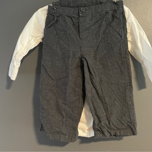 Carter’s grey vest, grey pants, white button down onesie, size 18 months - Picture 3 of 7